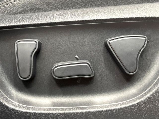 TOYOTA YARIS CROSS 2025