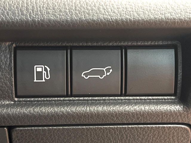 TOYOTA LEXUS LBX 2025