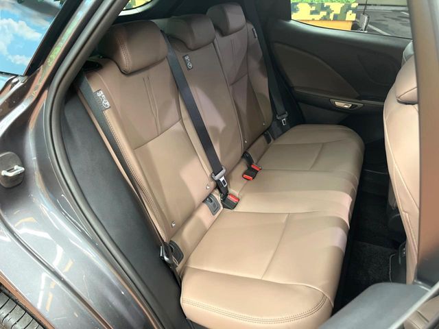 TOYOTA LEXUS LBX 2025