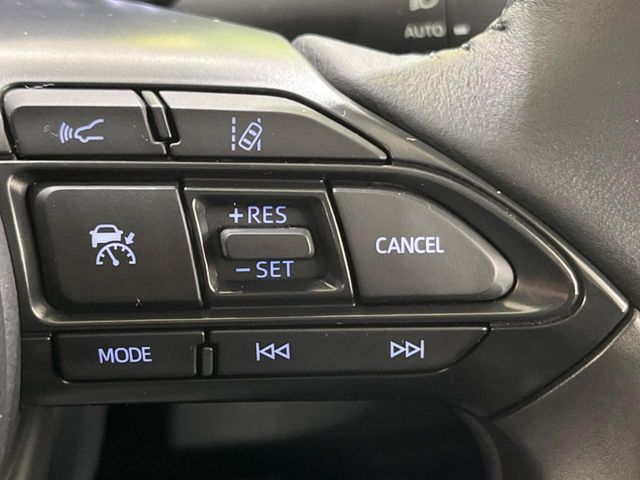 TOYOTA YARIS CROSS HYBRID 2023