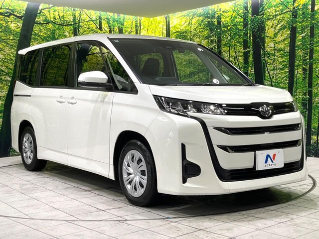 TOYOTA NOAH 2025