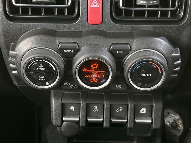 SUZUKI JIMNY NOMADE 2025