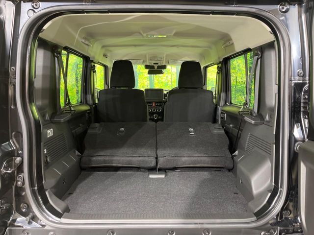 SUZUKI JIMNY NOMADE 2025