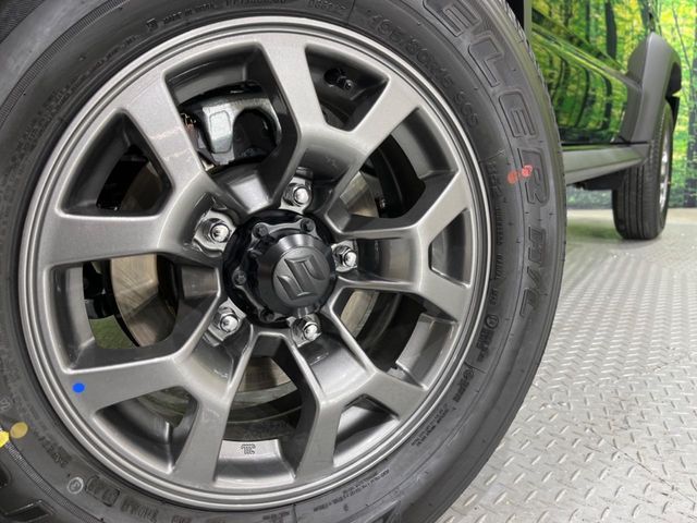 SUZUKI JIMNY NOMADE 2025