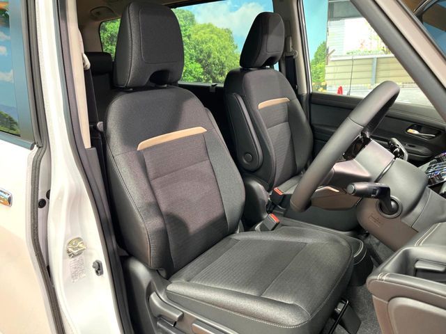 NISSAN SERENA  WG 2025