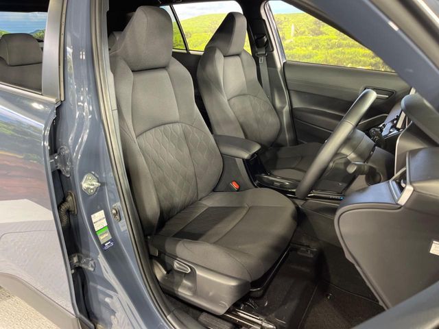 TOYOTA COROLLA CROSS HYBRID 2024