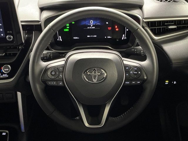 TOYOTA COROLLA CROSS HYBRID 2024