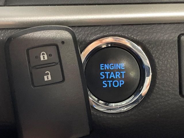 TOYOTA HARRIER 2WD 2014