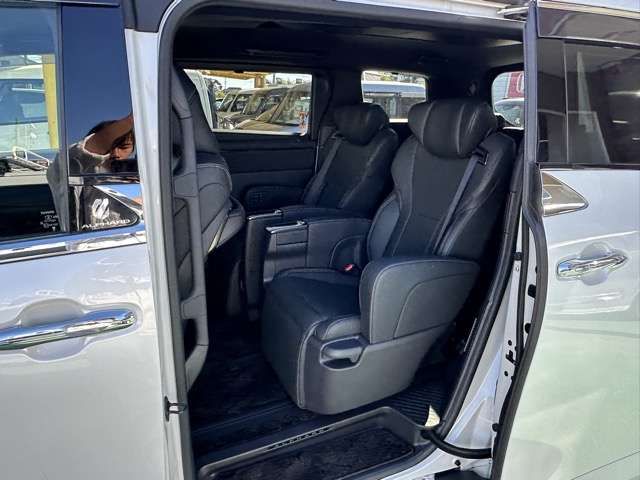 TOYOTA ALPHARD hybrid 2024