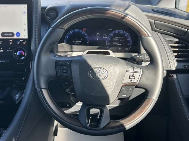 TOYOTA ALPHARD hybrid 2024