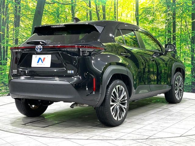 TOYOTA YARIS CROSS HYBRID 2022