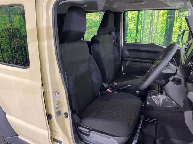 SUZUKI JIMNY NOMADE 2025