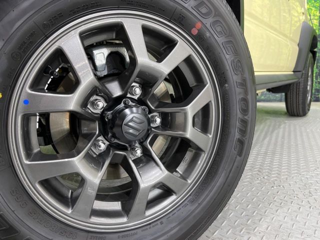 SUZUKI JIMNY NOMADE 2025