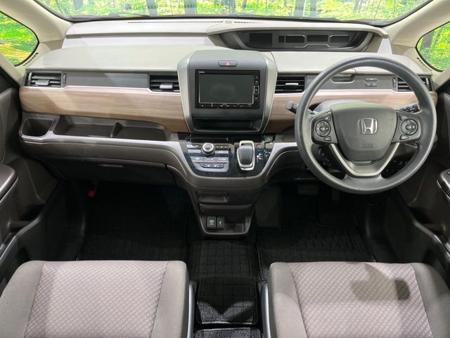 HONDA FREED plus HYBRID 2020