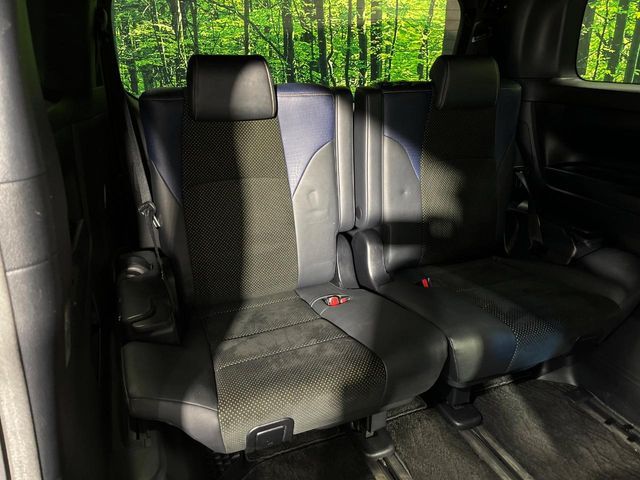 TOYOTA VELLFIRE 4WD 2017