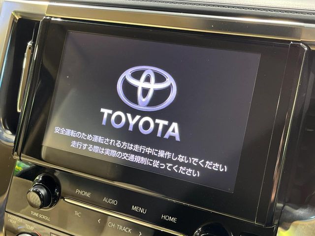 TOYOTA ALPHARD hybrid 4WD 2022