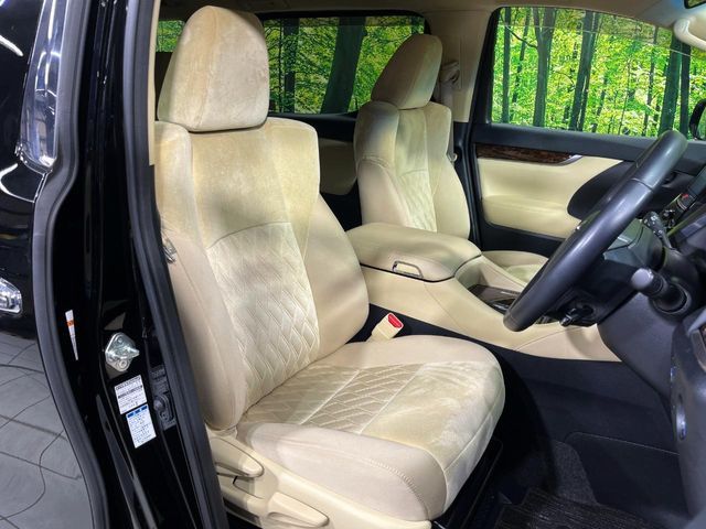 TOYOTA ALPHARD hybrid 4WD 2022