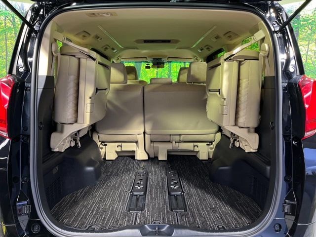 TOYOTA ALPHARD hybrid 4WD 2022