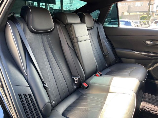 TOYOTA CROWN sedan hybrid 2019