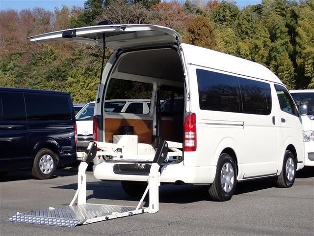 TOYOTA REGIUSACE van 4WD 2018