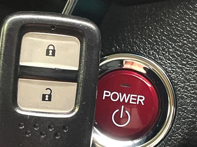 HONDA VEZEL HYBRID 2015