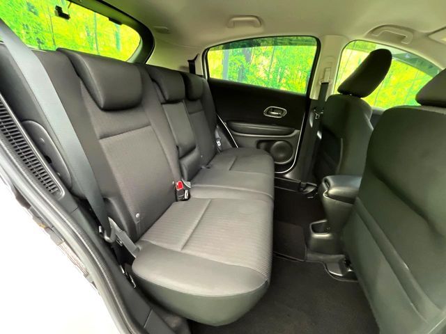 HONDA VEZEL HYBRID 2015