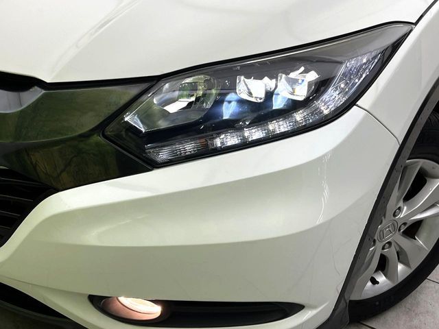 HONDA VEZEL HYBRID 2015