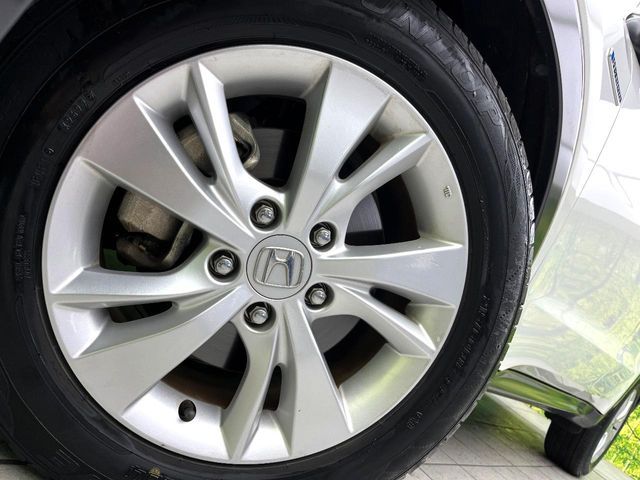 HONDA VEZEL HYBRID 2015