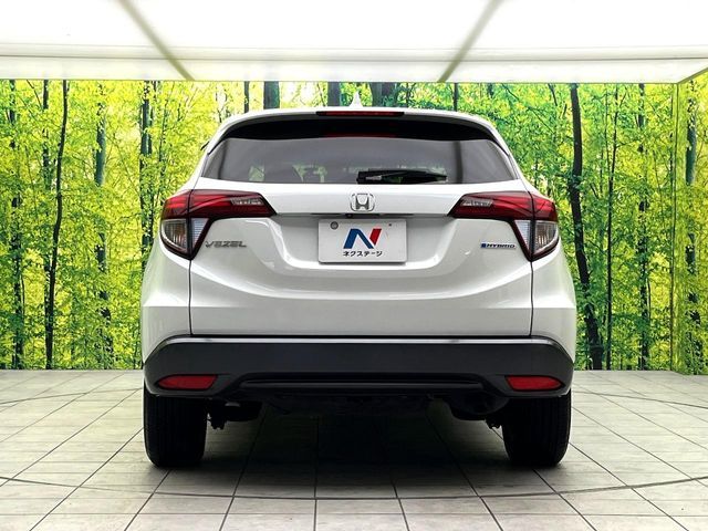 HONDA VEZEL HYBRID 2015