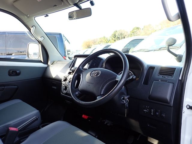 TOYOTA TOWNACE van 4WD 2019