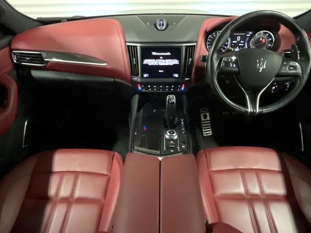 MASERATI MASERATI Levante 2022