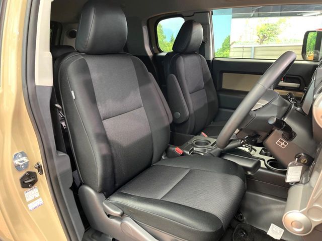 TOYOTA FJ CRUISER 4WD 2014