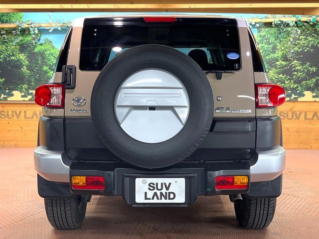 TOYOTA FJ CRUISER 4WD 2014