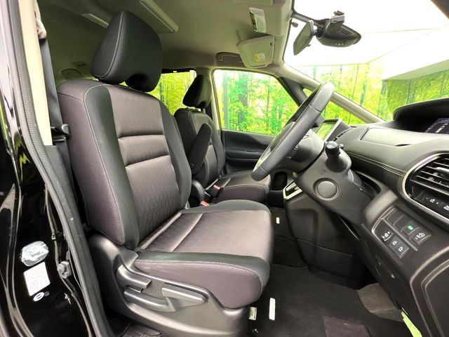 NISSAN SERENA  S-HYBRID 2017