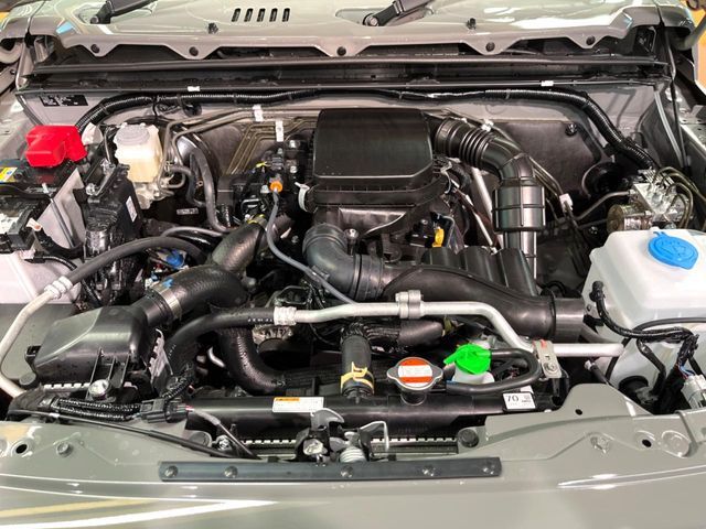 SUZUKI JIMNY 4WD 2025