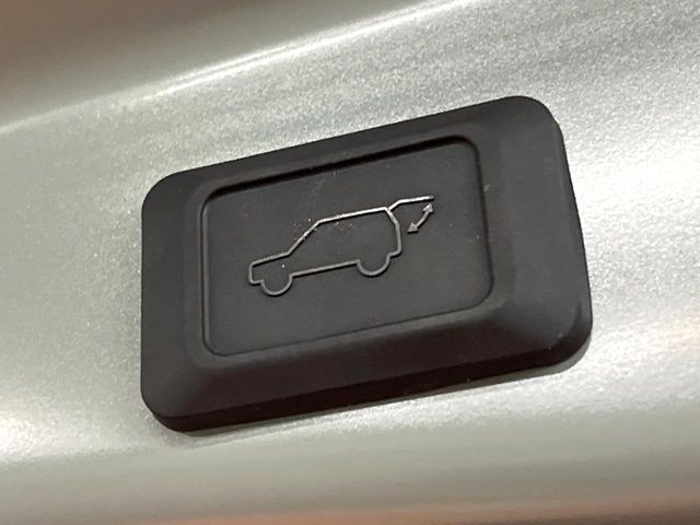 TOYOTA RAV4 4WD 2022