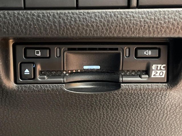 TOYOTA HARRIER 2WD 2024