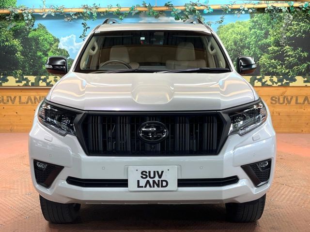 TOYOTA LANDCRUISER PRADO 2023