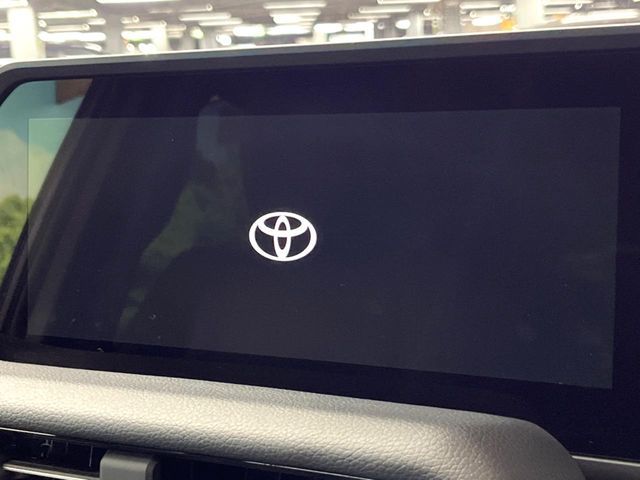 TOYOTA LANDCRUISER 250 2024