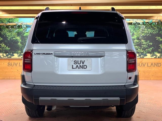 TOYOTA LANDCRUISER 250 2024