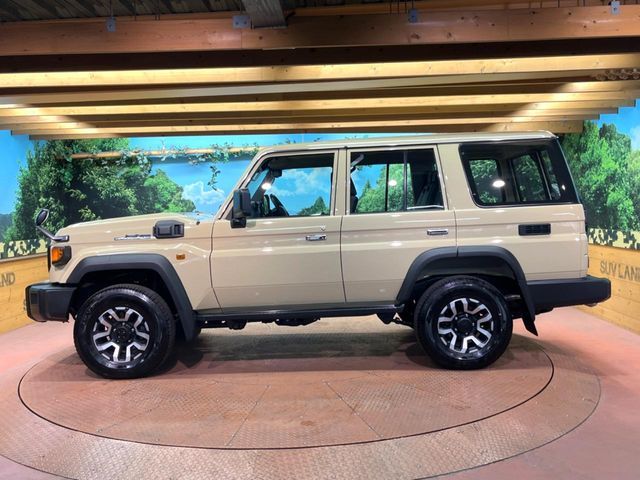 TOYOTA LANDCRUISER 70 2024