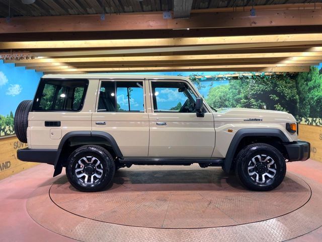 TOYOTA LANDCRUISER 70 2024