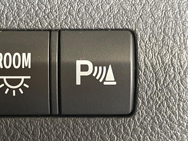 TOYOTA VELLFIRE 2013