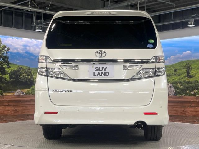 TOYOTA VELLFIRE 2013