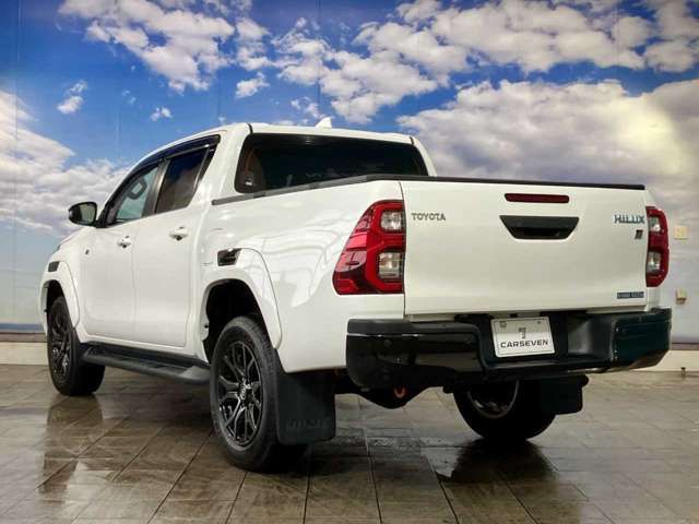 TOYOTA HILUX 4WD 2022