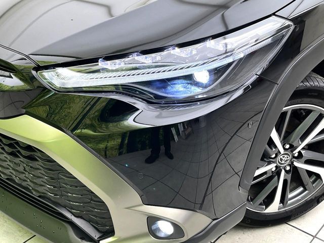 TOYOTA COROLLA CROSS HYBRID 2025