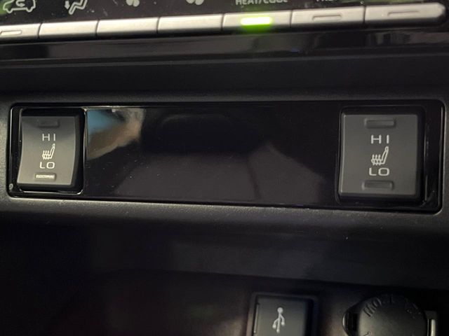 TOYOTA RAV4 4WD 2021