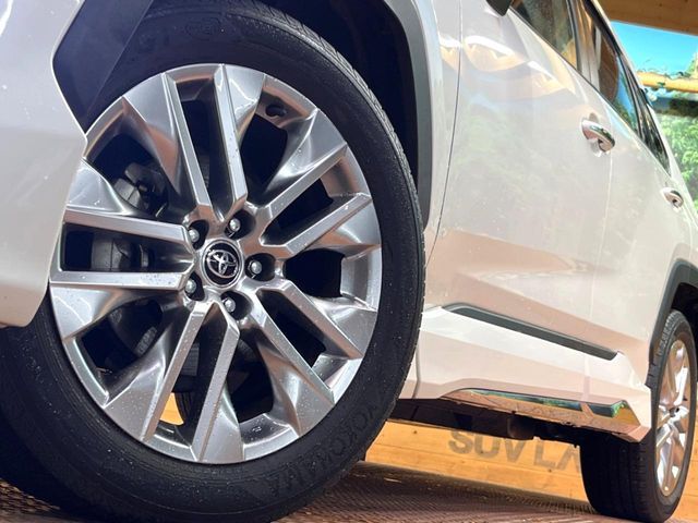 TOYOTA RAV4 4WD 2021