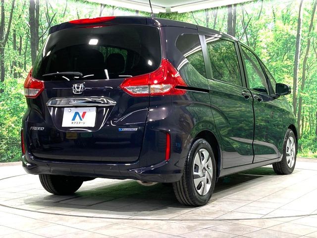 HONDA FREED HYBRID 2023