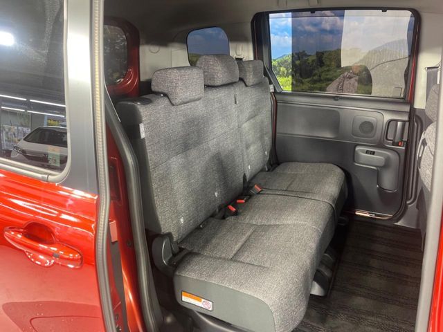 TOYOTA SIENTA HYBRID 2025